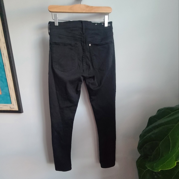 🌿3 for $30🌿 Black Skinny Ankle Jeans - Picture 3 of 6